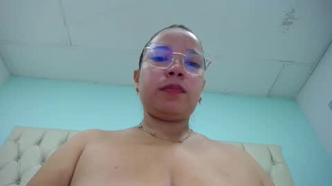Snapshot of cumontitsxxx chatting on March 16, 2026, 12:20 pm Cumontitsxxx online show from March 16, 2026, 12:20 pm