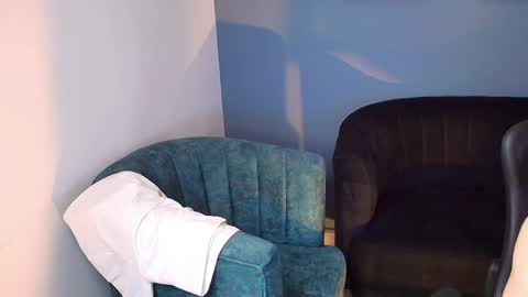 Snapshot of cumravexxx chatting on April 1, 2026, 1:28 am brandom online show from April 1, 2026, 1:28 am