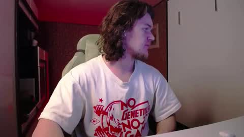 Snapshot of cumzan_ chatting on January 9, 2026, 10:33 pm Tarzan online show from January 9, 2026, 10:33 pm