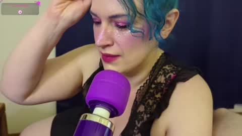Cupcake online show from February 3, 2025, 3:20 am