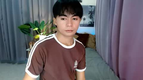 Xyrien online show from April 23, 2026, 7:09 am