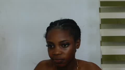 cupxcakex online show from May 18, 2026, 9:20 pm
