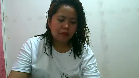 Snapshot of curious_girl247 chatting on January 12, 2025, 4:52 am curious_girl247 online show from January 12, 2025, 4:52 am