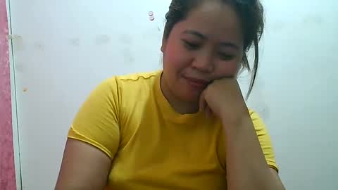 Snapshot of curious_girl247 chatting on January 21, 2025, 8:00 pm curious_girl247 online show from January 21, 2025, 8:00 pm