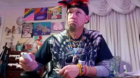 Feathers online show from December 19, 2025, 8:43 am