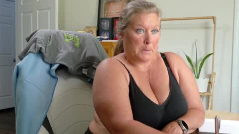 curious couple online show from April 1, 2026, 4:59 pm