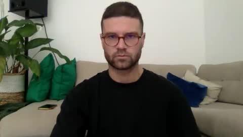 curiousnesssssss online show from October 28, 2025, 1:47 pm