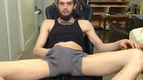 curiouss25 online show from May 7, 2026, 9:47 am
