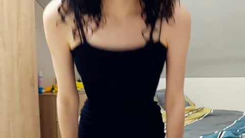 Snapshot of curlixiee chatting on July 2, 2026, 12:10 am Kira online show from July 2, 2026, 12:10 am