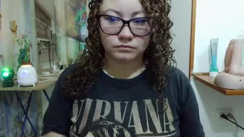 Snapshot of curly_greeneyed chatting on May 2, 2026, 3:00 am Vannesa online show from May 2, 2026, 3:00 am