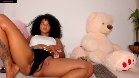Snapshot of curly_sweett chatting on May 15, 2026, 10:50 pm Curly - OF- CURLY SWEETT online show from May 15, 2026, 10:50 pm