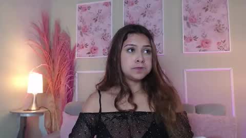 Snapshot of curlydani chatting on November 5, 2025, 12:05 pm DANI online show from November 5, 2025, 12:05 pm