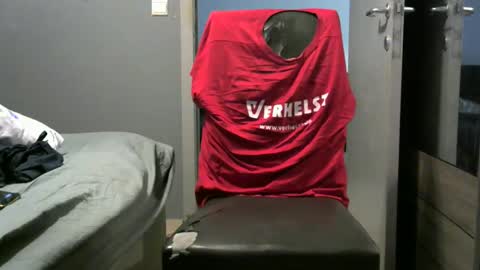 Snapshot of curlyfurly chatting on January 13, 2026, 3:01 am curlyfurly online show from January 13, 2026, 3:01 am