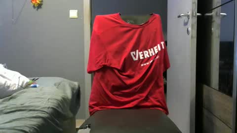 Snapshot of curlyfurly chatting on March 6, 2026, 6:21 am curlyfurly online show from March 6, 2026, 6:21 am