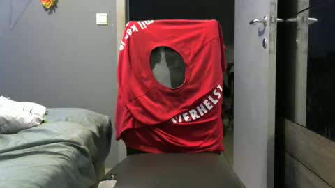 Snapshot of curlyfurly chatting on April 2, 2026, 3:04 am curlyfurly online show from April 2, 2026, 3:04 am