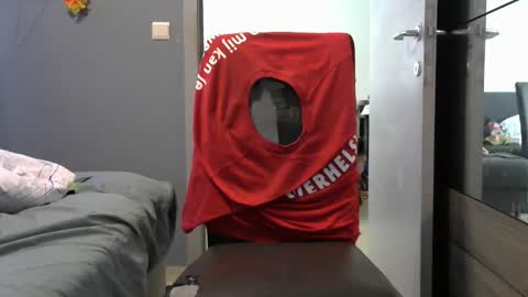 Snapshot of curlyfurly chatting on April 3, 2026, 10:13 am curlyfurly online show from April 3, 2026, 10:13 am