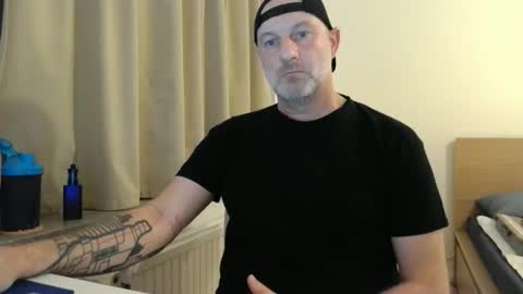 Snapshot of curman85 chatting on September 29, 2025, 10:58 pm Curman85 online show from September 29, 2025, 10:58 pm