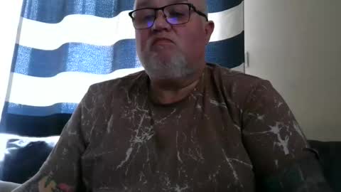 Snapshot of curtus14 chatting on April 11, 2026, 7:02 am curtus14 online show from April 11, 2026, 7:02 am