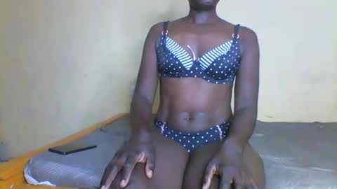 curvious lilah online show from November 24, 2025, 11:59 pm