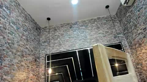 Alyanna  online show from December 2, 2025, 11:48 am