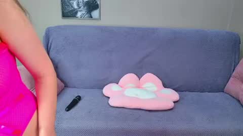 Snapshot of curvy_dynamite chatting on June 16, 2026, 1:08 am Sammy online show from June 16, 2026, 1:08 am