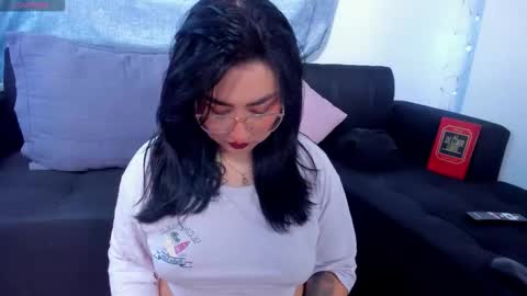 Snapshot of curvybaddie chatting on November 4, 2025, 11:26 pm A online show from November 4, 2025, 11:26 pm