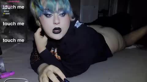 Snapshot of curvygothfemboy chatting on February 11, 2025, 7:02 am Curvygothfemboy online show from February 11, 2025, 7:02 am