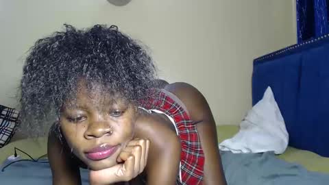 Snapshot of curvyjoan chatting on October 31, 2025, 10:38 am curvyjoan online show from October 31, 2025, 10:38 am