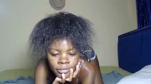 Snapshot of curvyjoan chatting on November 1, 2025, 10:50 am curvyjoan online show from November 1, 2025, 10:50 am