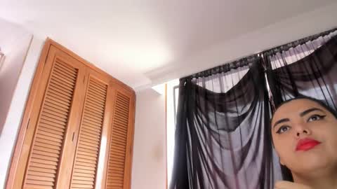 curvypornxxx online show from December 18, 2025, 2:56 pm