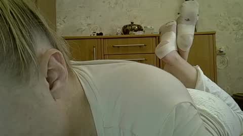 Snapshot of curvywild_lady30 chatting on April 25, 2026, 1:41 pm Curvy online show from April 25, 2026, 1:41 pm