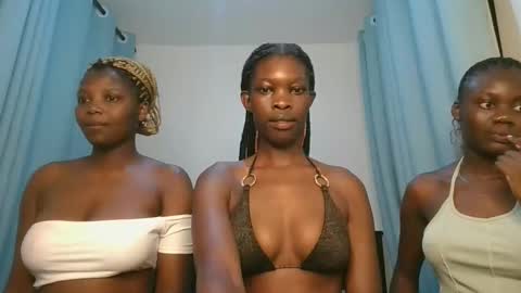 Snapshot of cute_angel11 chatting on October 22, 2025, 9:58 pm angel online show from October 22, 2025, 9:58 pm