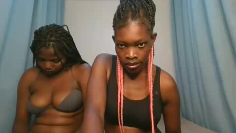 Snapshot of cute_angel11 chatting on November 7, 2025, 7:58 pm angel online show from November 7, 2025, 7:58 pm