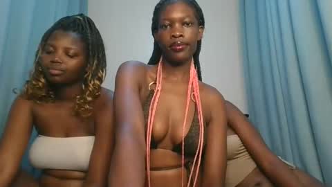 Snapshot of cute_angel11 chatting on November 17, 2025, 12:49 am angel online show from November 17, 2025, 12:49 am