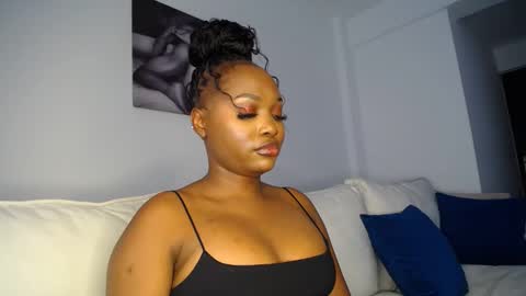 Liya online show from March 2, 2025, 1:27 pm