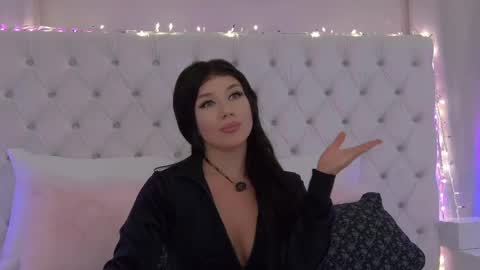 Snapshot of cute_b_alice chatting on May 13, 2026, 2:42 am Alissa online show from May 13, 2026, 2:42 am