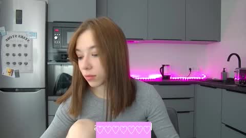 Amanda online show from November 11, 2025, 11:21 am