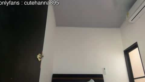 cute online show from April 16, 2026, 4:52 pm