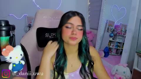 Snapshot of cute_dani__ chatting on May 3, 2026, 5:41 pm Dani online show from May 3, 2026, 5:41 pm