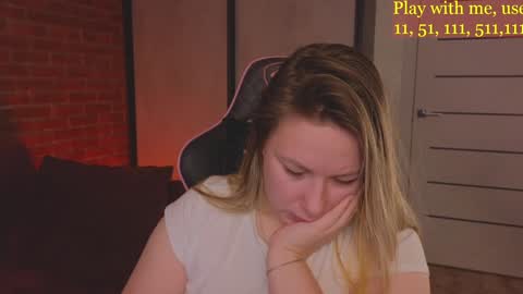 Snapshot of cute_darina chatting on January 17, 2025, 7:51 am Everyday stream in the same time online show from January 17, 2025, 7:51 am