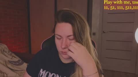 Snapshot of cute_darina chatting on January 28, 2025, 1:39 am Everyday stream in the same time online show from January 28, 2025, 1:39 am