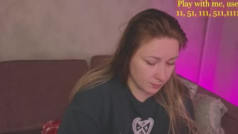 Snapshot of cute_darina chatting on September 30, 2025, 12:26 am Everyday stream in the same time online show from September 30, 2025, 12:26 am