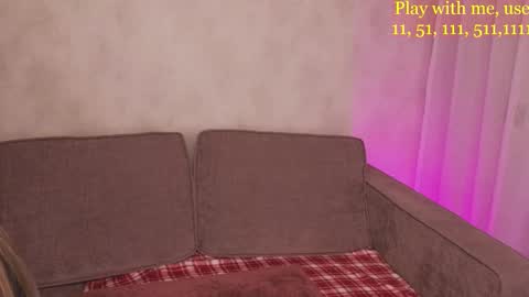 Snapshot of cute_darina chatting on October 24, 2025, 1:57 am Everyday stream in the same time online show from October 24, 2025, 1:57 am