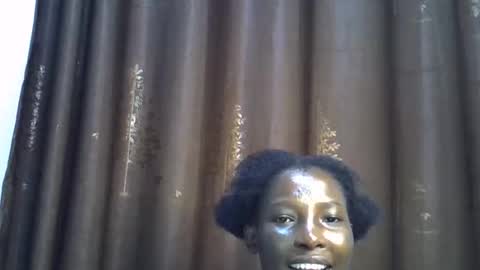 cute_emmy1 online show from October 14, 2025, 7:58 pm
