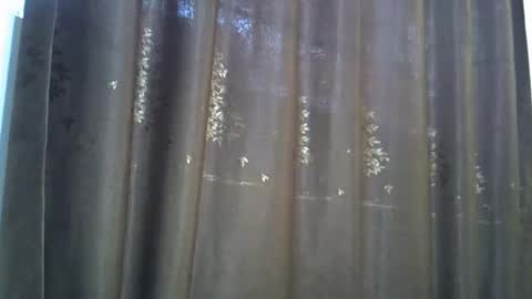 Snapshot of cute_emmy1 chatting on October 23, 2025, 9:30 am cute_emmy1 online show from October 23, 2025, 9:30 am