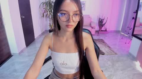 Bella Fox online show from March 27, 2026, 2:06 pm