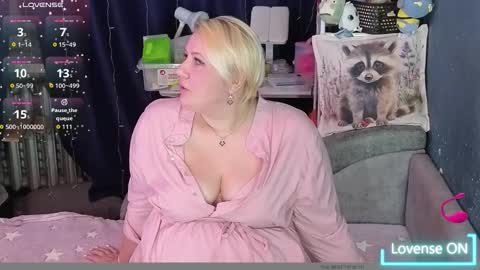 Snapshot of cute_hanna_bbw chatting on March 26, 2026, 8:25 pm Hanna online show from March 26, 2026, 8:25 pm