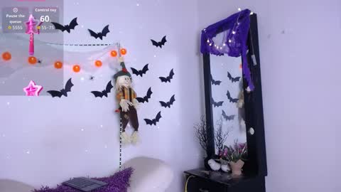 Snapshot of cute_horny12 chatting on October 17, 2025, 4:26 am Cute horny1 online show from October 17, 2025, 4:26 am