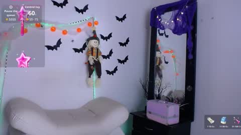 Snapshot of cute_horny12 chatting on October 19, 2025, 2:45 am Cute horny1 online show from October 19, 2025, 2:45 am