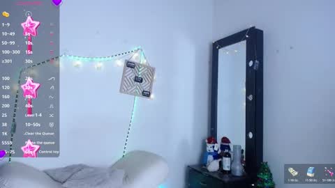 Snapshot of cute_horny12 chatting on November 20, 2025, 2:45 am Cute horny1 online show from November 20, 2025, 2:45 am